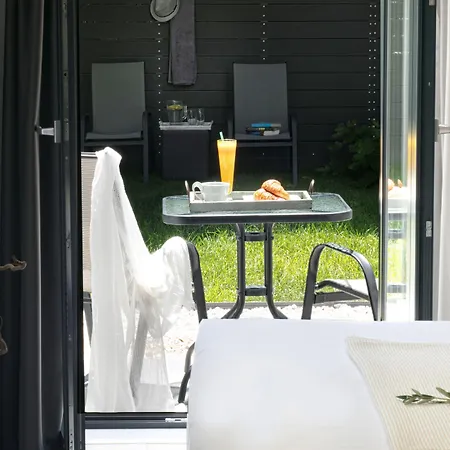 Atlas Aparthotel 4*