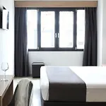 Atlas Aparthotel 4*